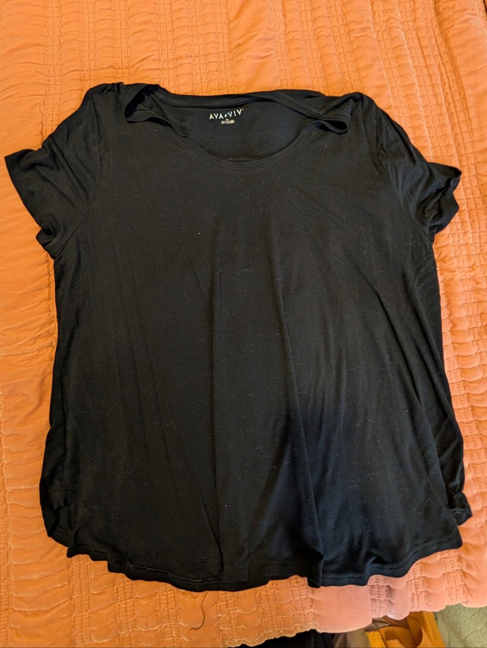 Ava & Viv Black Short Sleeve Scoop Neck Tee